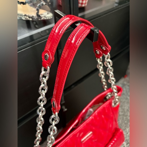 Coach Poppy Red Liquid Gloss Patent Leather Quilted bag - Picture 11 of 15